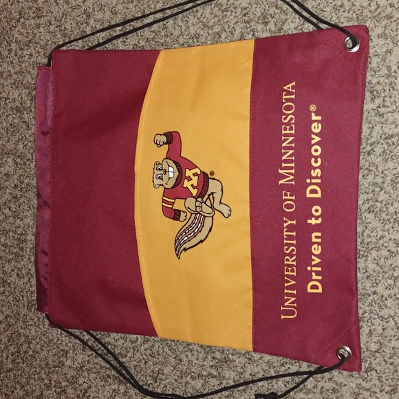 Minnesota Golden Gophers NCAA Drawstring Backpack Campus Sack Bag Football New - Picture 2 of 3
